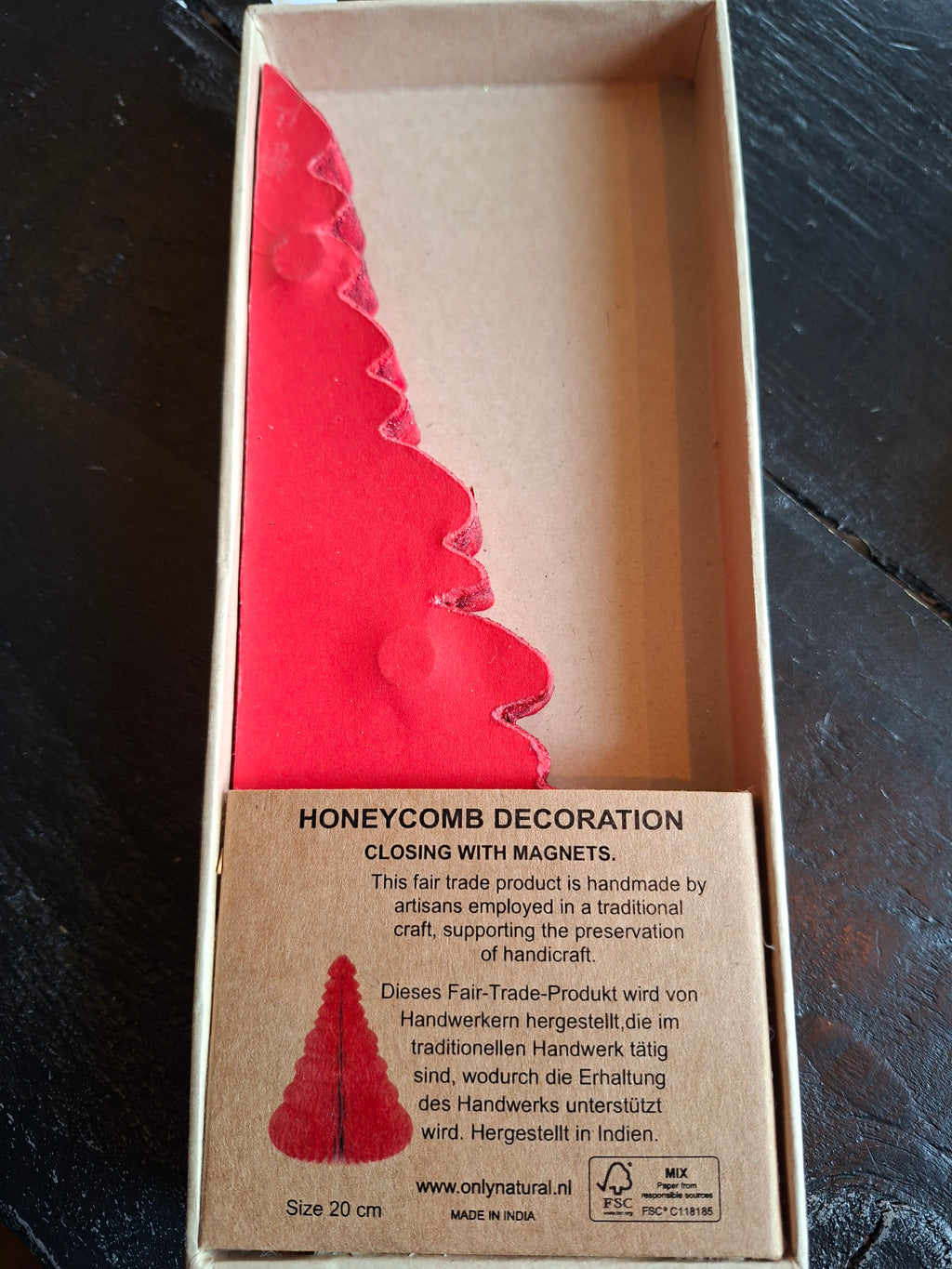 Only natural kerstboom rood 20 cm met glitter